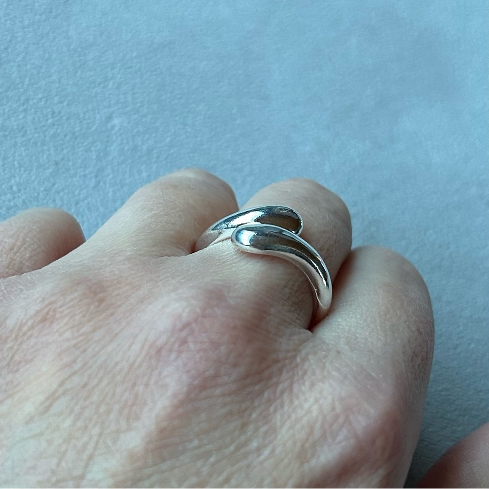Water Drop ~ Ring ~ Silver Tone ~ Brand New! - Picture 7 of 8
